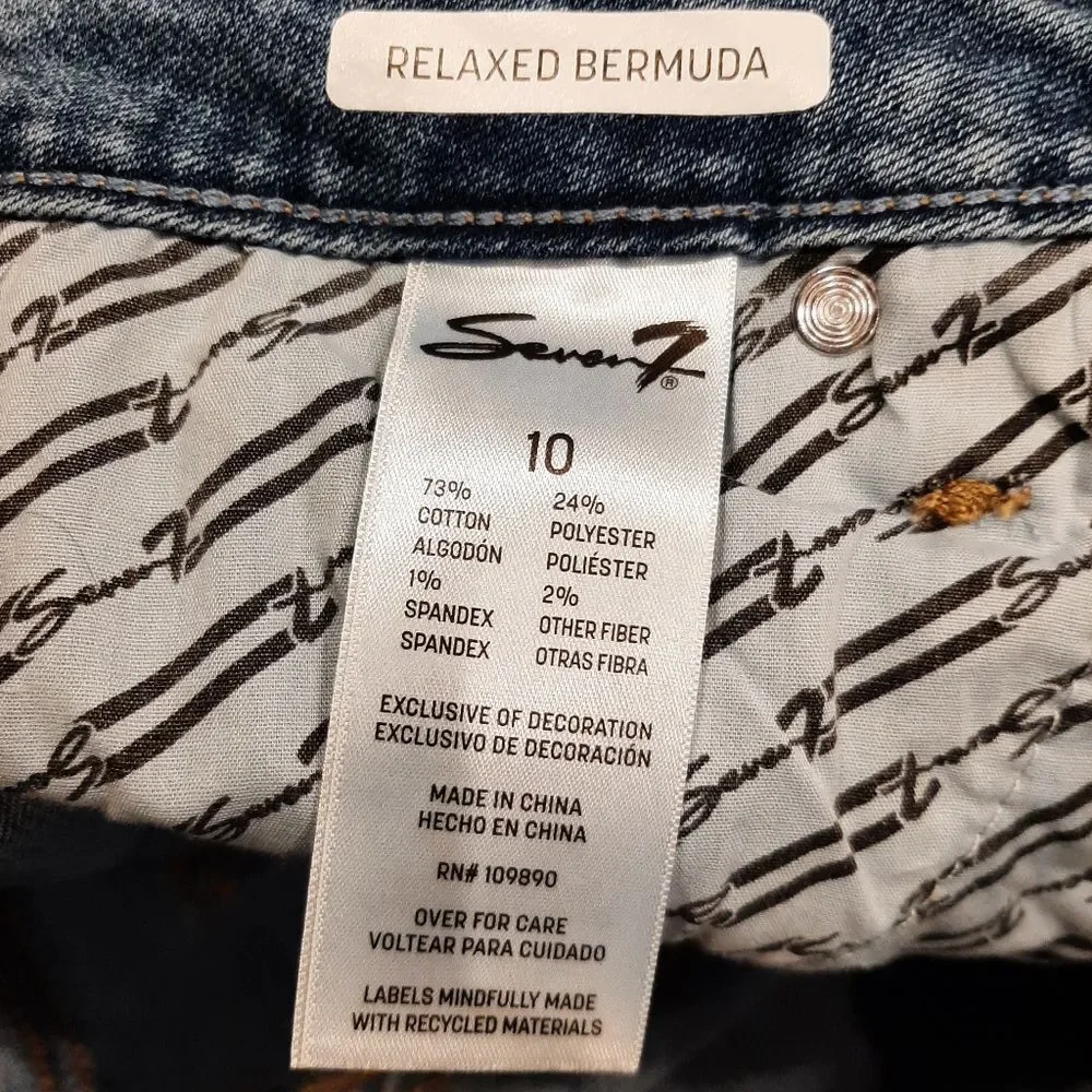 Seven7 Relaxed Bermuda Shorts Size 10 Mid Rise Cuffed Hem Stretch